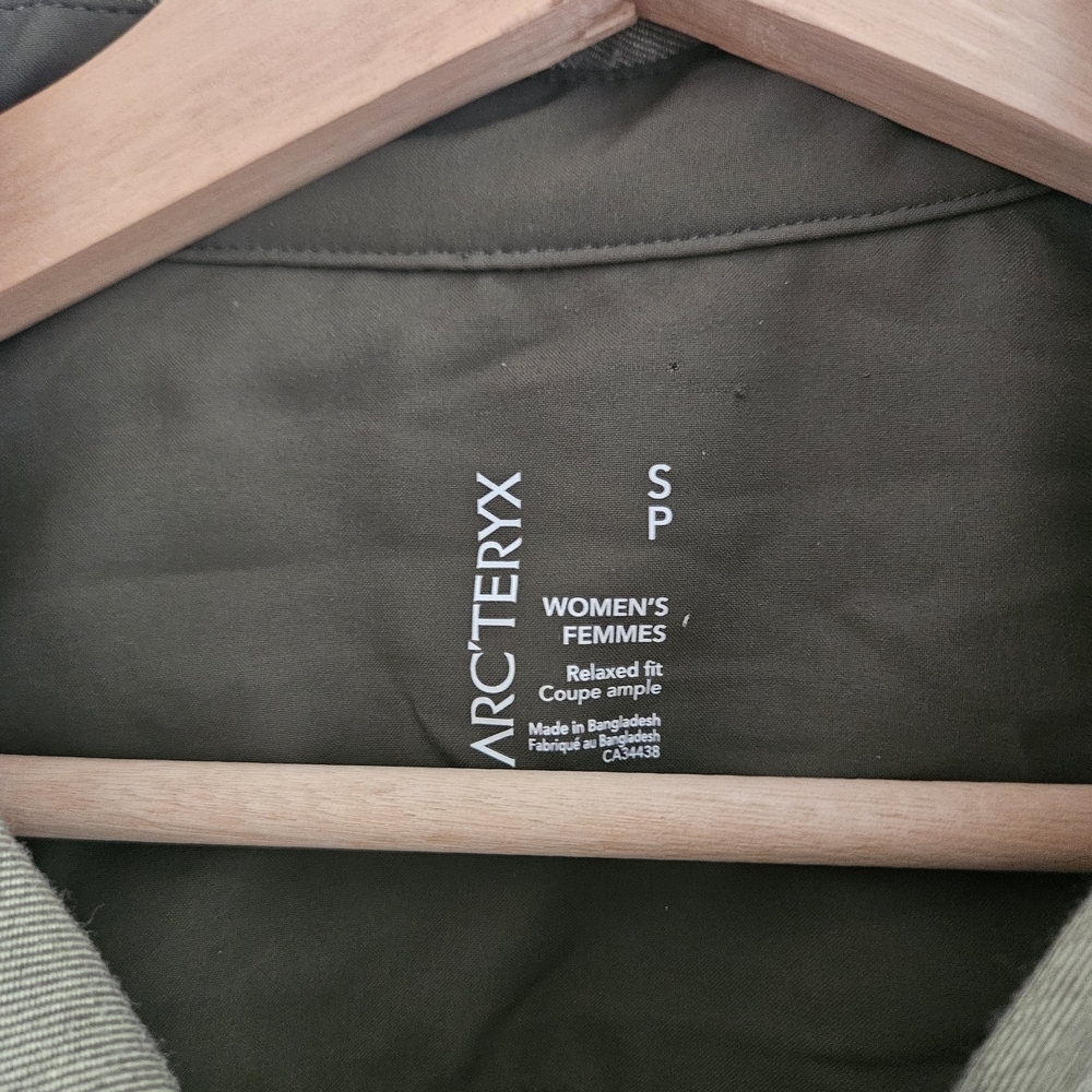 Arc'teryx Olive Green Utility Jacket - Picture 2 of 5